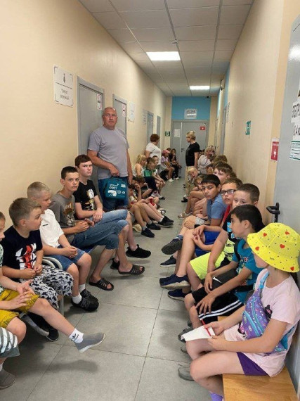 "Новый день в лагере!".